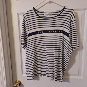 Women's short sleeve shirt, size 2x, $9.